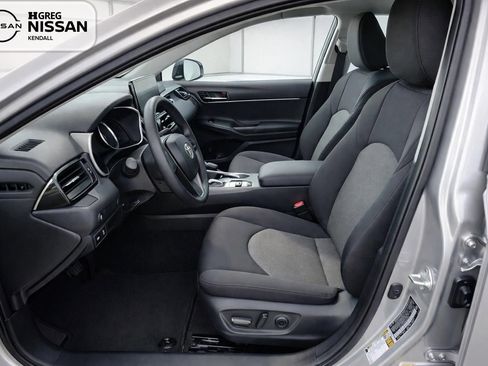 Used 2023 Toyota Camry LE image 12