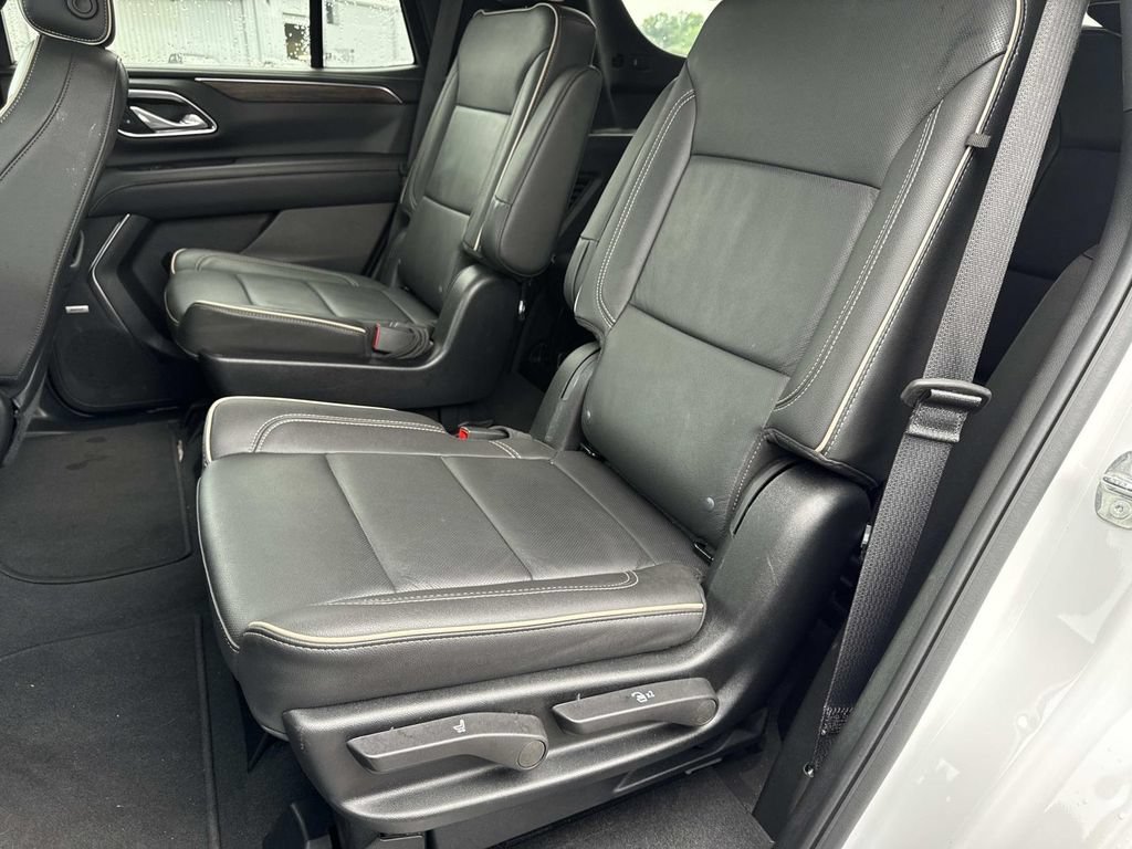 Used 2024 Chevrolet Tahoe Premier AWD/4WD image 23