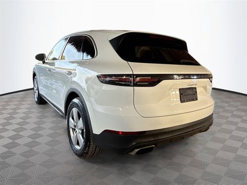 Used 2020 Porsche Cayenne image 8
