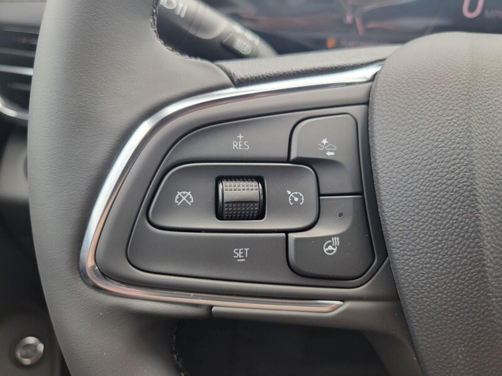 New 2026 Buick Envista Sport Touring FWD image 17