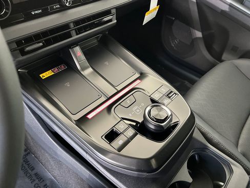 New 2026 Subaru Solterra image 23