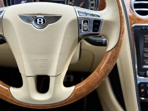 Used 2014 Bentley Continental GT image 26