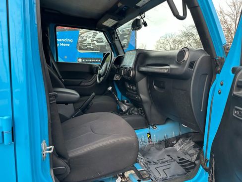 Used 2017 Jeep Wrangler Unlimited Sport w/ Quick Order Package 23S image 18