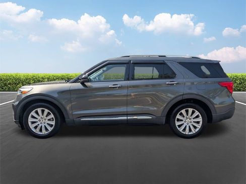 Used 2020 Ford Explorer Limited w/ Class III Trailer Tow Package RWD image 8