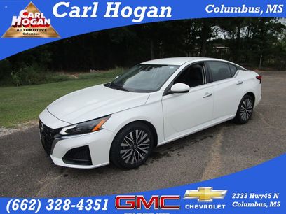 Used 2023 Nissan Altima 2.5 SV