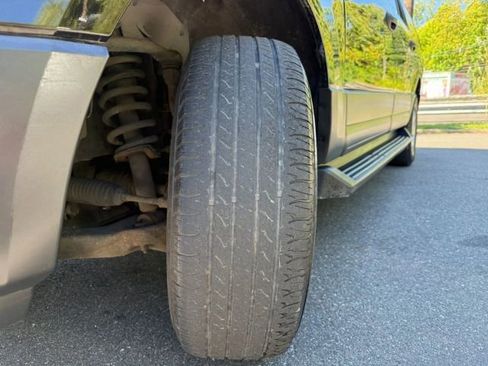 Used 2017 Ford Expedition EL XL w/ Equipment Group 101A image 22