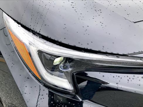 Used 2023 Toyota Corolla SE image 25