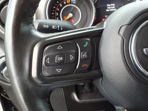 Used 2022 Jeep Gladiator Willys image 18