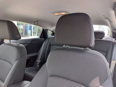 Used 2025 Chevrolet Malibu LT FWD image 15