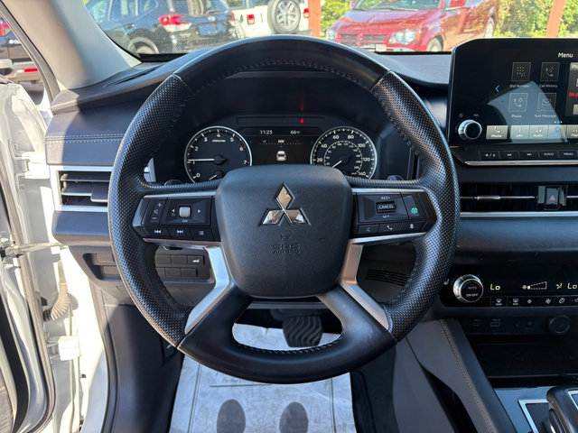 Used 2024 Mitsubishi Outlander SE FWD image 22