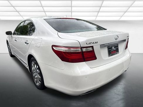 Used 2007 Lexus LS 460 RWD image 4