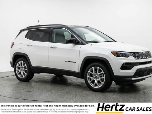 Used 2025 Jeep Compass Limited AWD/4WD image 1
