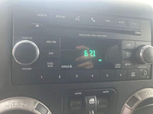 Used 2016 Jeep Wrangler Unlimited Sport w/ Quick Order Package 24S image 23