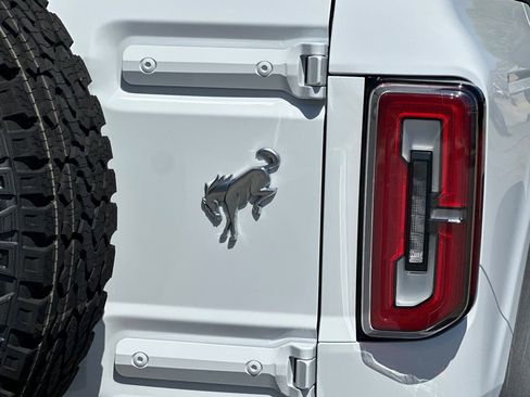 New 2026 Ford Bronco Badlands AWD/4WD image 27