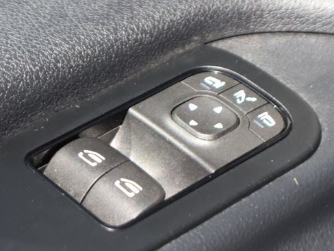 Used 2023 Mercedes-Benz Sprinter 2500 image 22