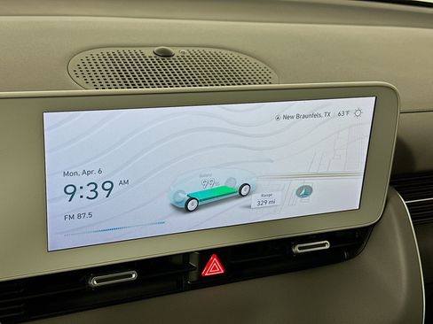 Used 2024 Hyundai Ioniq 5 SEL image 19