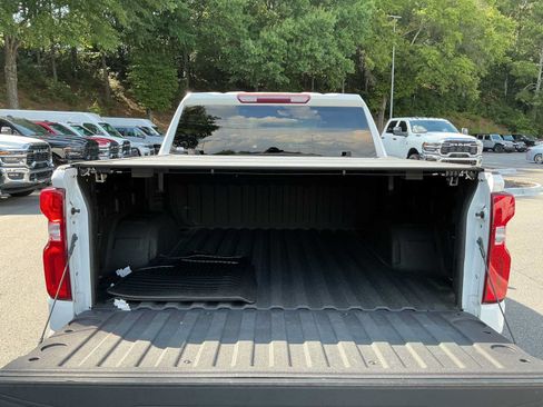 Used 2021 Chevrolet Silverado 1500 RST w/ Z71 Off-Road Package AWD/4WD image 27