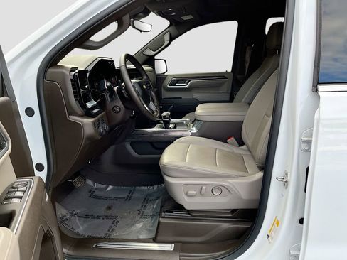 Used 2025 Chevrolet Silverado 1500 LTZ w/ Technology Package image 22