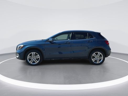 Used 2020 Mercedes-Benz GLA 250 4MATIC image 5