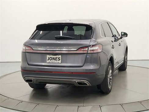 Used 2021 Lincoln Nautilus Reserve image 7