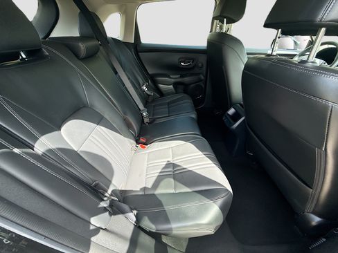 Certified 2024 Honda HR-V EX-L image 27