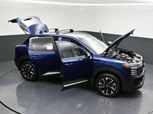 New 2026 Nissan Kicks SV w/ Cold Weather Package AWD/4WD image 28