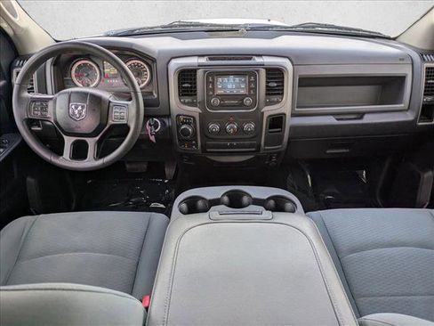 Used 2018 RAM 1500 Express w/ Express Value Package image 15