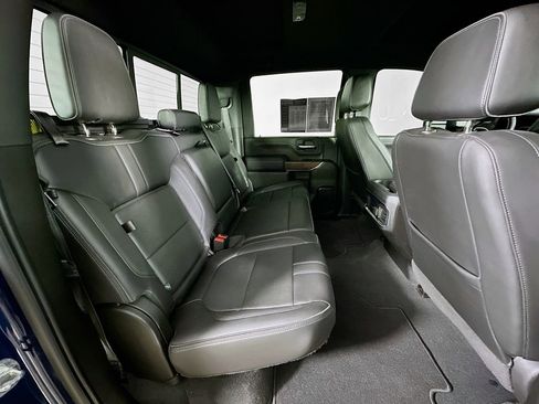 Used 2022 Chevrolet Silverado 3500 High Country image 10