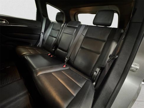 Used 2019 Jeep Grand Cherokee Limited image 13