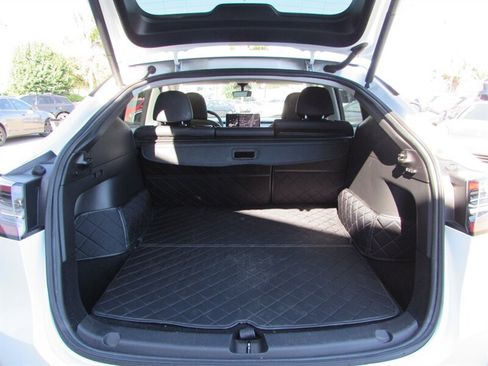 Used 2021 Tesla Model Y Long Range AWD/4WD image 20