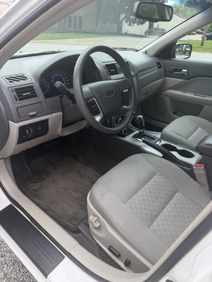 Used 2012 Ford Fusion SE FWD image 9