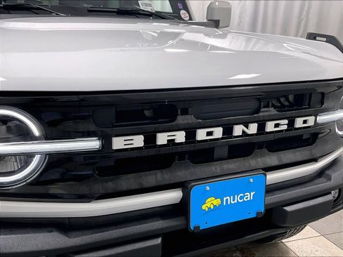 Used 2025 Ford Bronco Outer Banks image 30