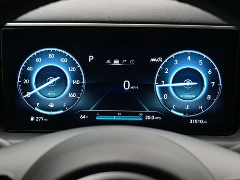 Used 2023 Hyundai Tucson Limited image 26