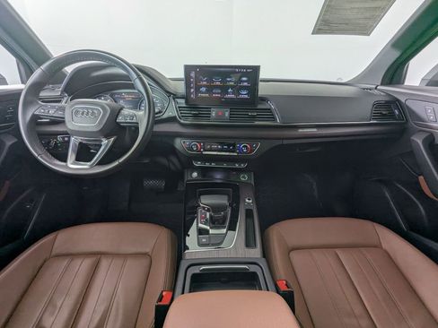 Used 2022 Audi Q5 2.0T Premium w/ Convenience Package AWD/4WD image 5