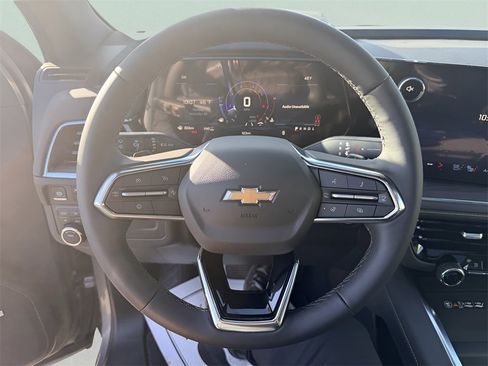 New 2026 Chevrolet Suburban Premier image 16