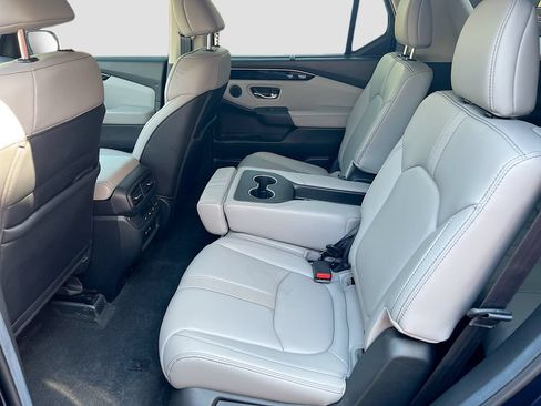 Used 2025 Honda Pilot EX-L image 24