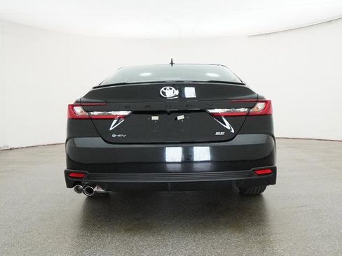 New 2026 Toyota Camry SE FWD image 8