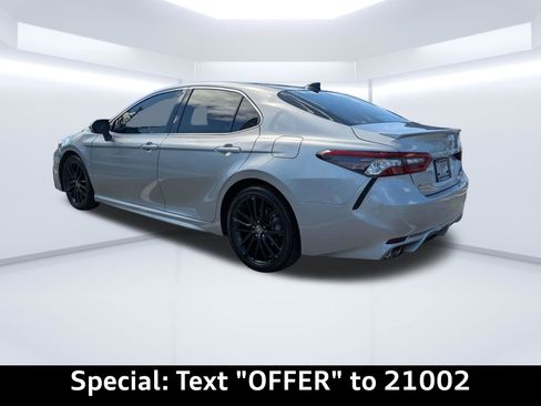 Used 2022 Toyota Camry XSE w/ Navigation Package FWD image 5