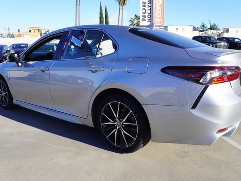 Certified 2024 Toyota Camry SE image 5
