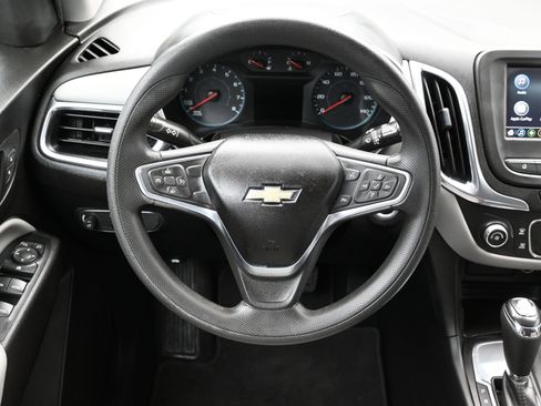 Used 2019 Chevrolet Equinox LS image 14