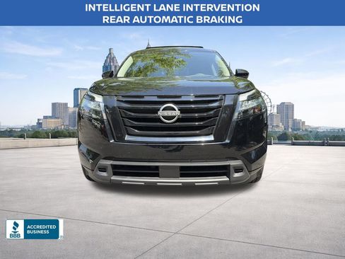 Certified 2023 Nissan Pathfinder SV w/ Black Appearance Package FWD image 8
