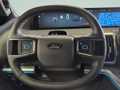 Used 2026 Ford Expedition Tremor AWD/4WD image 14