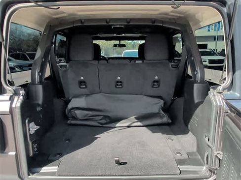 Used 2021 Jeep Wrangler Unlimited Sport image 29