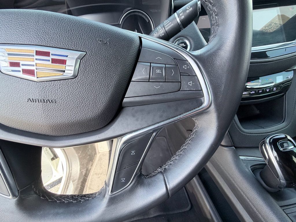 Used 2023 Cadillac XT5 Luxury FWD image 14