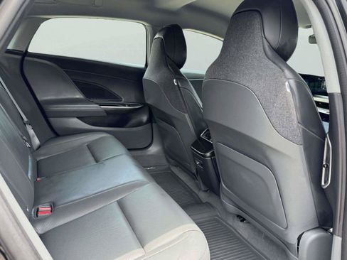 Used 2025 Lucid Air Pure RWD image 56