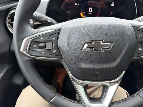 Used 2024 Chevrolet Trax ACTIV w/ Sunroof Package FWD image 14
