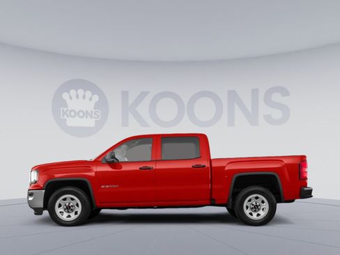 Used 2018 GMC Sierra 1500 SLE w/ SLE Value Package image 2