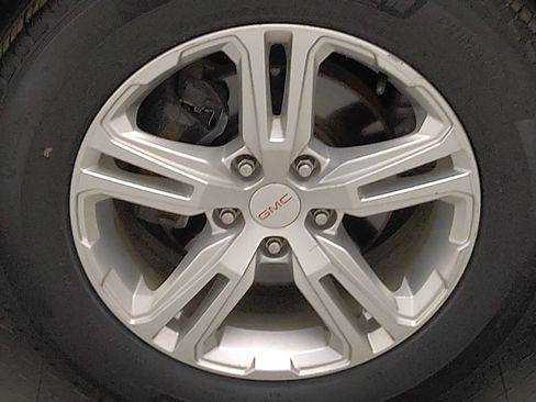 Used 2019 GMC Terrain SLE w/ Driver Convenience Package FWD image 31