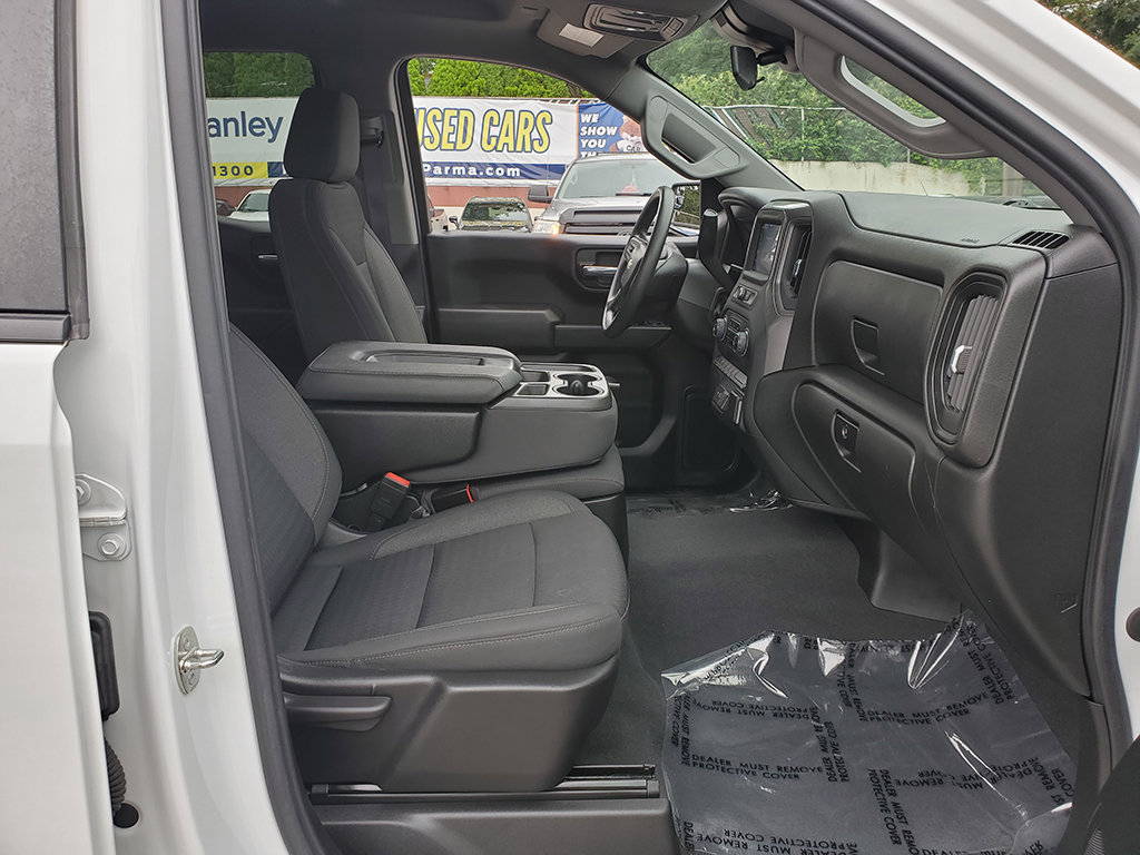 Used 2023 Chevrolet Silverado 1500 Custom AWD/4WD image 19