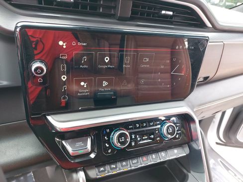 Used 2024 GMC Sierra 1500 Denali Ultimate AWD/4WD image 23